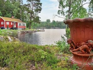 5 Personen Ferienhaus in ÅKERSBERGA - Åkersberga - image1