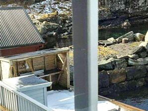 Ferienhaus 6 persone case ad Austrheim