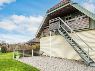Apartment Høll  13
