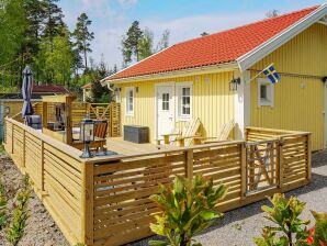 Holiday house Serene Seaside Retreat in Adelso-By Traum - Adelsö - image1