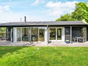 Holiday house 8 Personen Ferienhaus in Glesborg