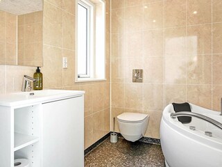 Holiday house Aakirkeby  18