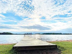 Maison de vacances pour 4 a OKNÖ - Monsterås - image1