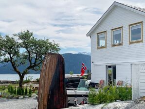 Holiday house Seaside Serenity in Hardangerfjord-By Traum - Jondal - image1