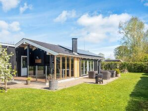 6 Personen Ferienhaus in Sjølund