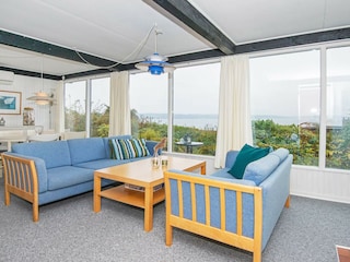 Holiday house Høll  40