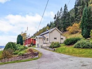 Ferienhaus 8 persoons vakantie huis in EIDSVÅG