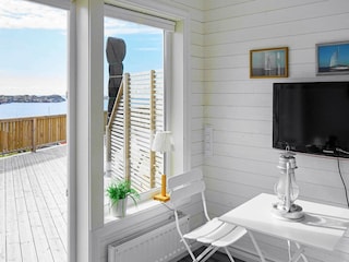 Holiday house Klädesholmen  9
