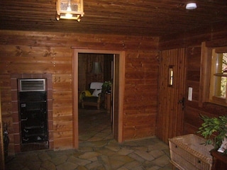 Vorraum m. Eingangstüre