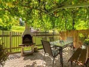 Apartment Ferienwohnung in Sebnitz in Sachsen mit Terrasse - Sebnitz - image1