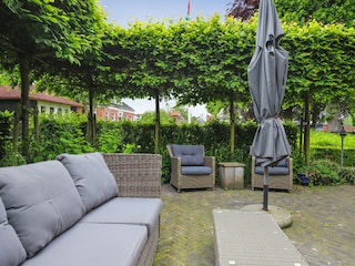 Sudterrasse im Garten