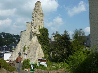 Burgruine Bad M'eifel