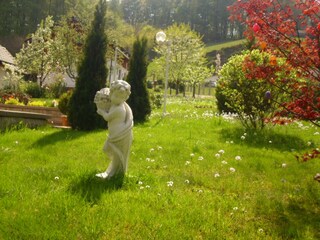 Großer Garten am Ferienhaus