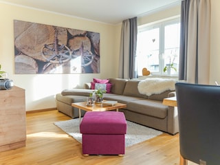 Wohnzimmer mit Ausziehcouch