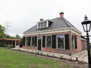 Casa per le vacanze Casale a Kootstertille con vasca idromassaggio all'aperto - Twijzelerheide - image1