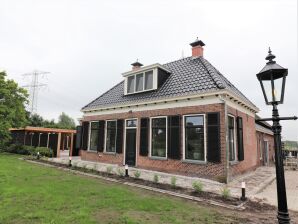 Ferienhaus Bauernhaus mit Whirlwanne im Freien - Twijzelerheide - image1