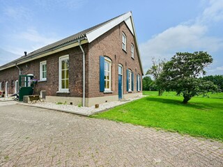 Farmhouse Bocholt Outdoor Recording 5