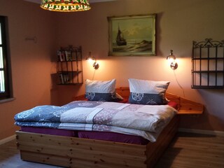 Schlafzimmer 2
