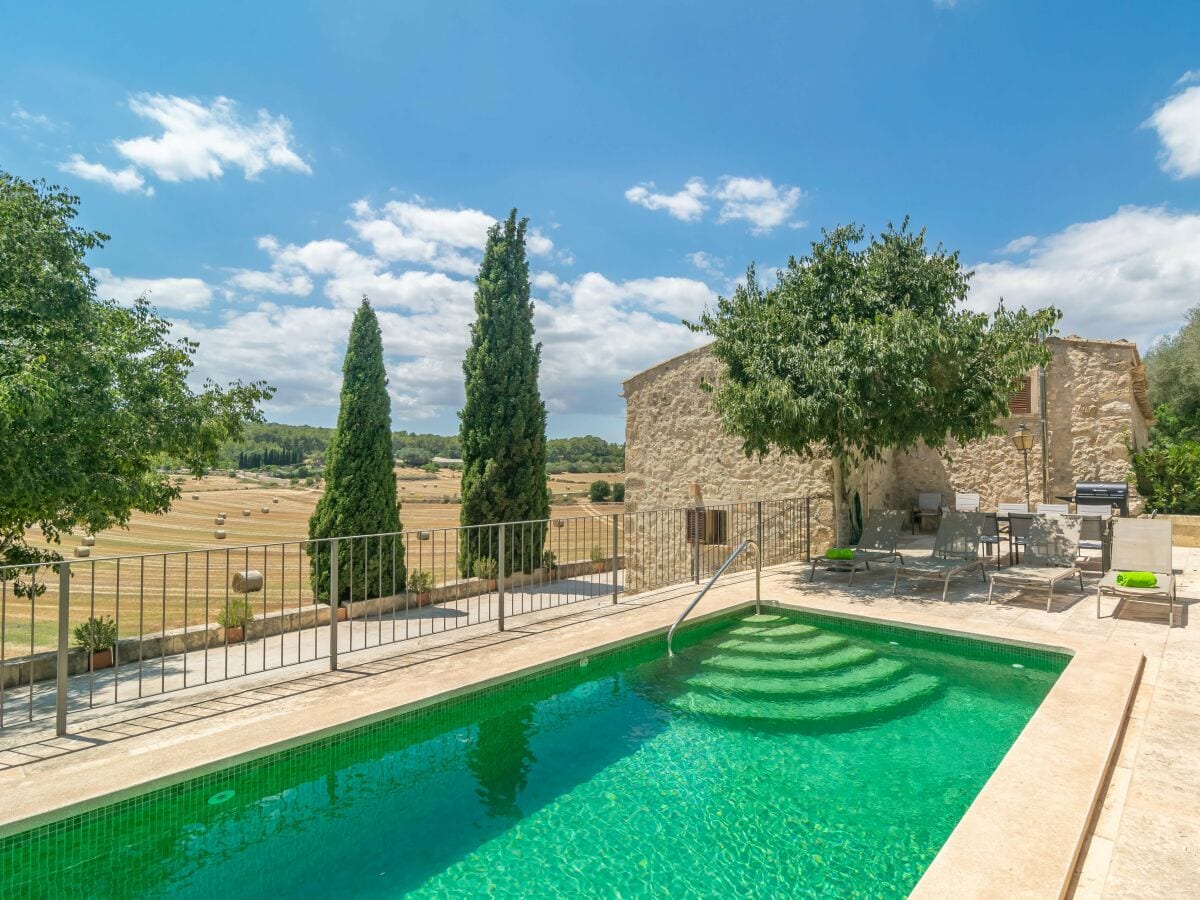 Villa Sant Joan Buitenaudio-opname 1