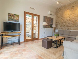 Villa Sant Joan Caratteristiche 17