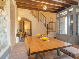 Villa Sant Joan Caratteristiche 22