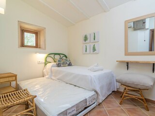 Villa Sant Joan Caratteristiche 36