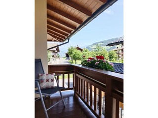 Balkon zur Ostseite - Morgensonne