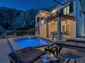 Villa Magico avec piscine et vue sur la mer - Baska Voda - image1