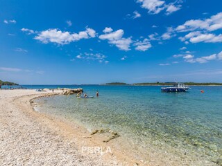 der Strand, kristallklares Meer