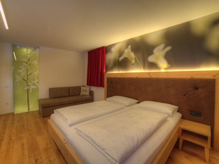 Schlafzimmer mit Bad