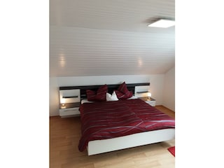 Schlafzimmer2