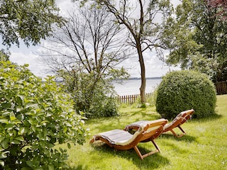 der Garten mit Blick auf die Flensburger Förde