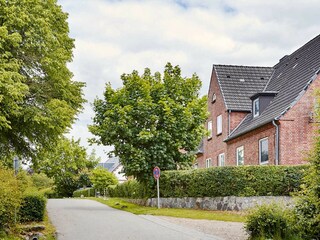 Am Haus steht Ihnen ein Pkw-Stellplatz zur Verfügung.