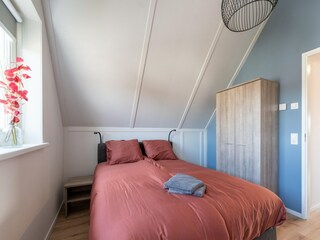 Holiday house Sint-Maartensdijk Features 24