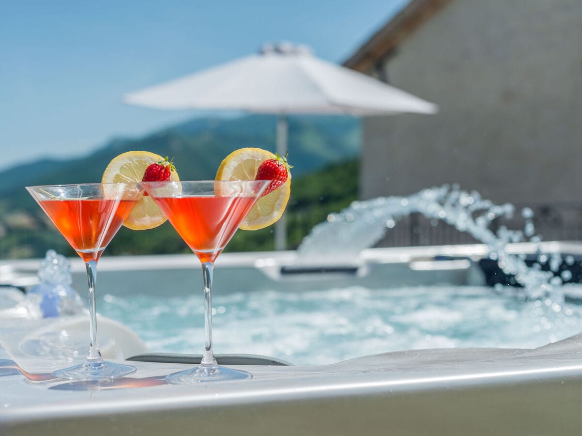 Villa Sabrina - Jacuzzi mit Panorama-Blick