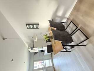 FeWo 3 Wohn- und Essbereich