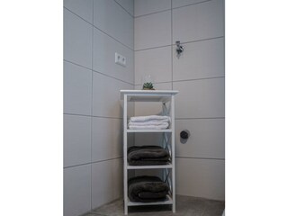 Badezimmer-Handtücherregal