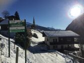 Blick auf Appartementhaus mit FEWO Mountain Home