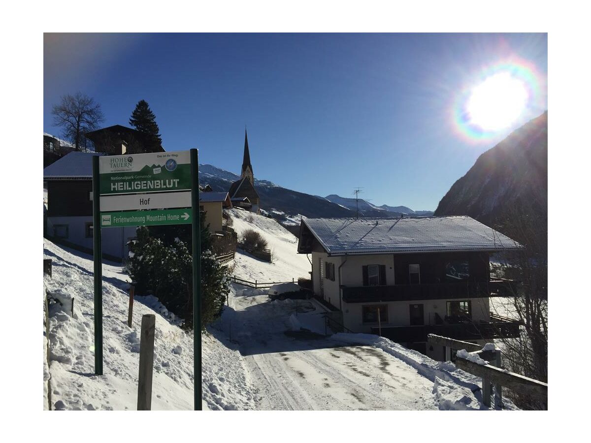 Blick auf Appartementhaus mit FEWO Mountain Home