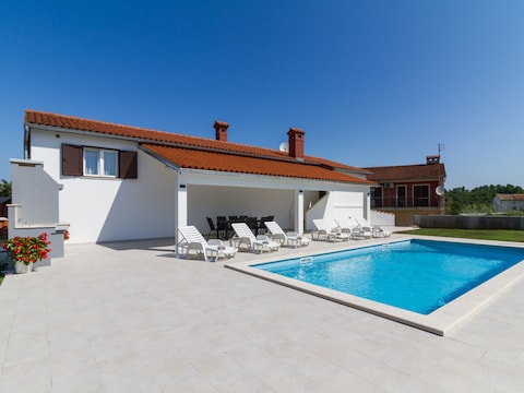 Maison de vacances Piljan