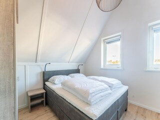 Holiday house Sint-Maartensdijk Features 14