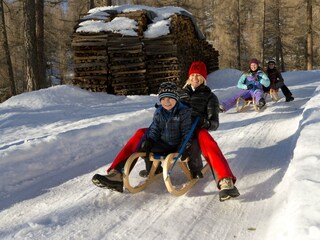 Rodelspaß (c)HT-NPR, K. Dapra