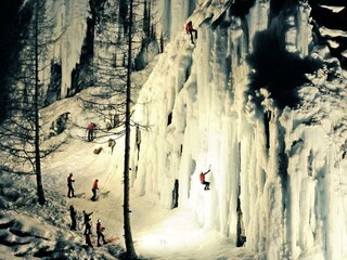 Eisklettergarten Heiligenblut (c)HT-NPR, M. Glants
