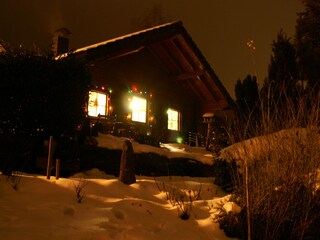 Ferienhaus bei Nacht