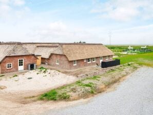 28 Personen Ferienhaus in Ringkøbing - Klegod - image1