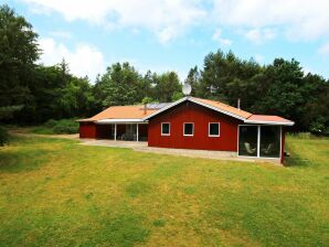 12 Personen Ferienhaus in Fårevejle - Fårevejle - image1