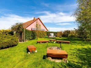 Apartment Authentic and cosy holidayhome with big beautifull garden - Gross Teetzleben - image1