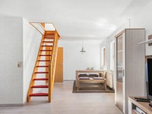 Stylish apartment with terrace in Sonneberg - Sonneberger Land - image1