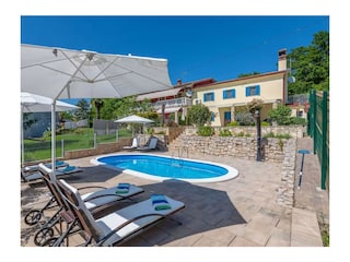 Villa Lanišće Außenaufnahme 2