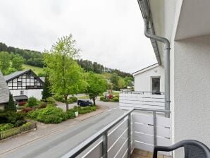 Schönes Ferienhaus in Winterberg mit Terrasse - Winterberg - image1